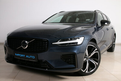 Volvo V60 AWD ULTRA DARK LUXURY XENIUM FULL