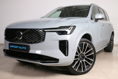 Volvo XC90 AWD ULTRA BRIGHT 7 RECHARGE EXECUTIVE FULL